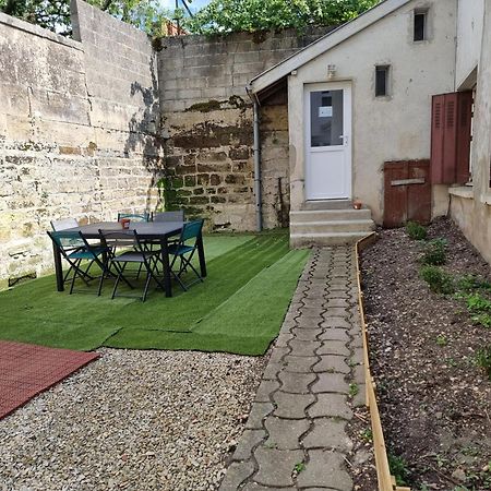 L Essentiel Gite Pour 6 Personnes Sireuil  Exteriör bild