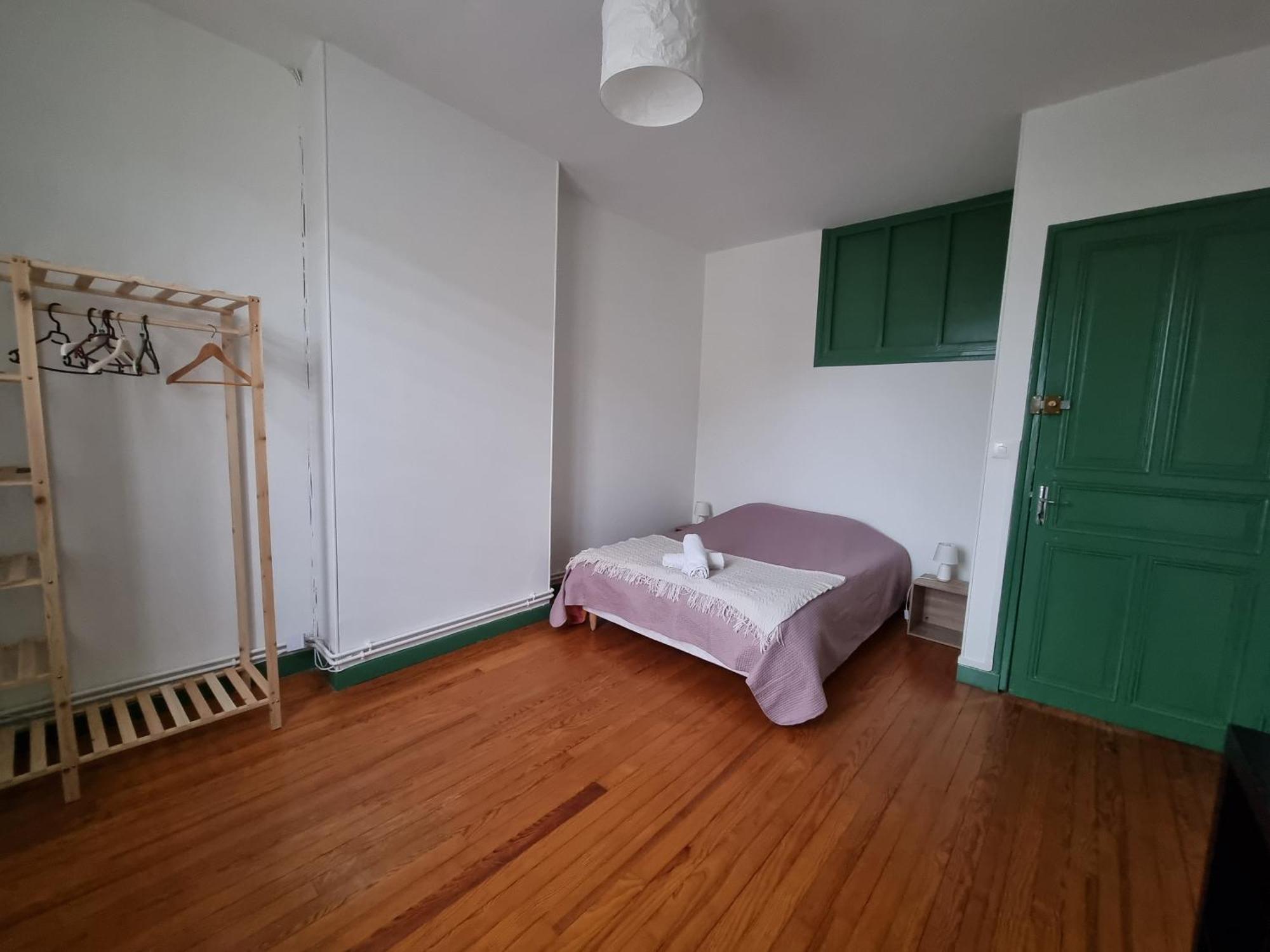 L Essentiel Gite Pour 6 Personnes Sireuil  Exteriör bild